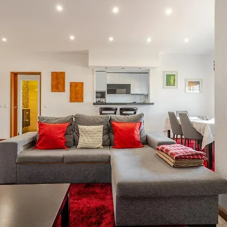 Leca's Flat**amazing Views**porto * 레카다팔메이라